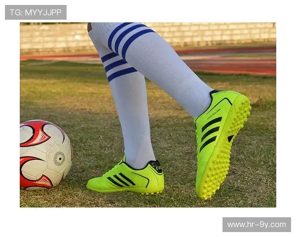 关注儿童足球装备安全耐磨性能全方位打造放心健康运动环境成长力